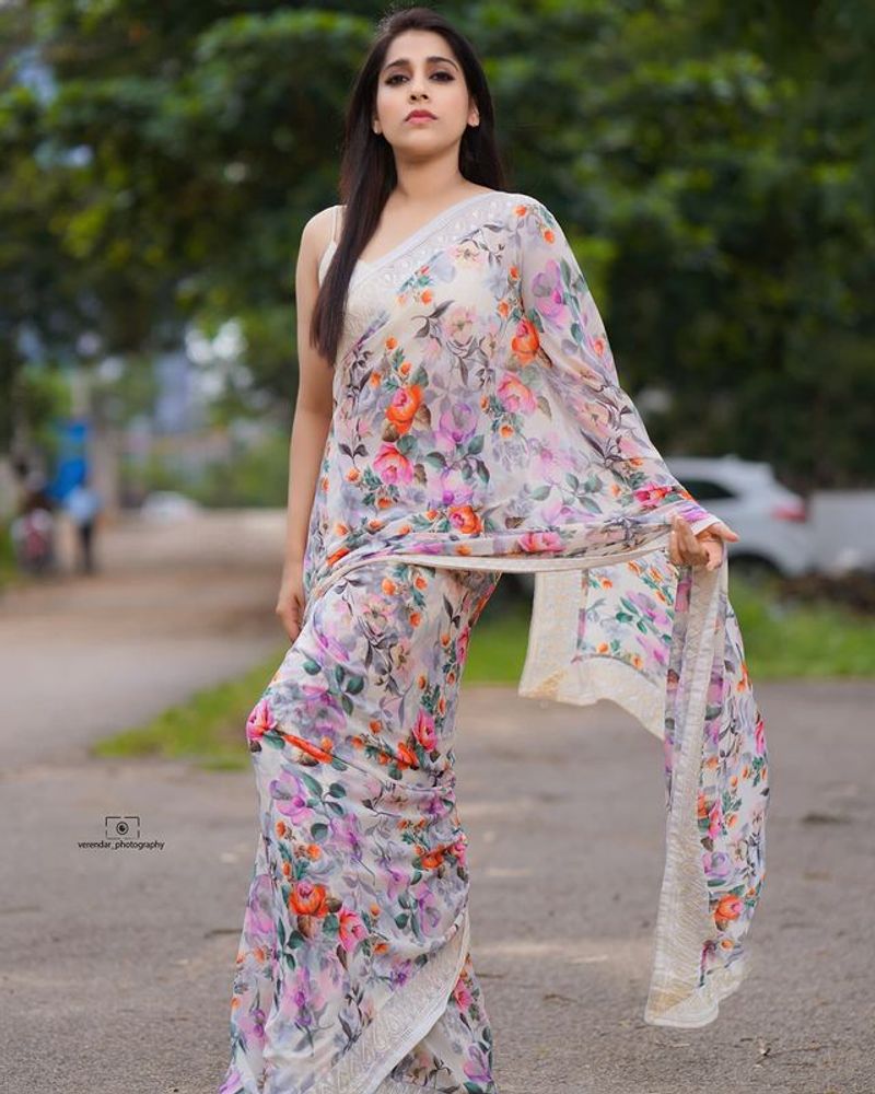Jabardasth Anchor Rashmi Gautam Stunning photoshoot in saree