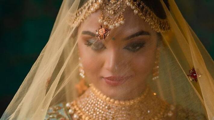 soorya menon again as bride look Cool photoshoot pictures soorya menon again as bride look Cool photoshoot pictures
