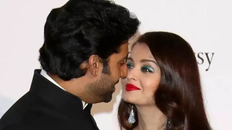 aishwarya rai bachchan gets surprise from husband abhishek bachchan on the occasion of karwa chauth