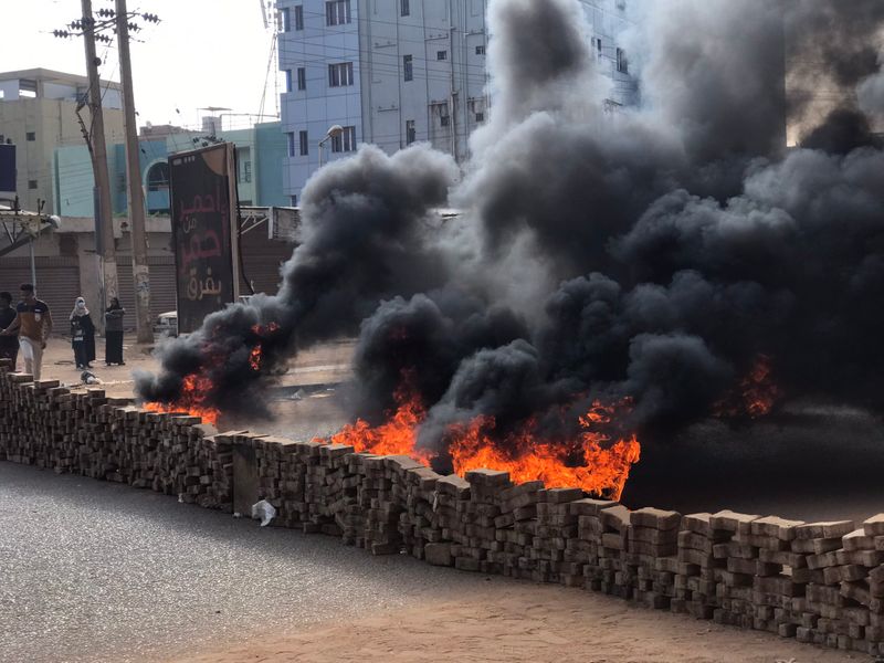 Sudan armed forces military coup, Soldiers opened fire on crowds, many killed