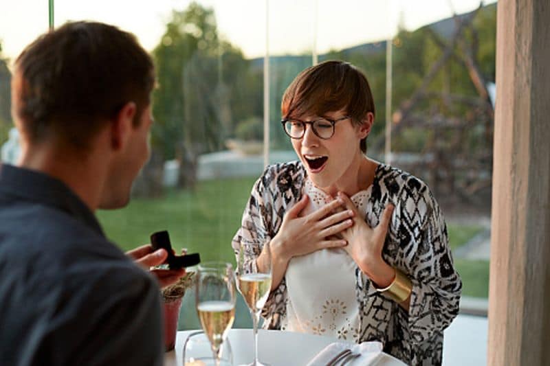 relationship tips: best romantic ways to propose your partner