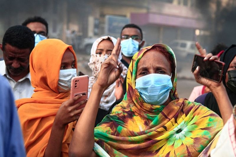 Seven killed 140 injured 300 arrested in military coup in Sudan