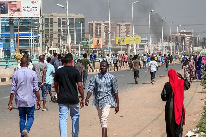 Seven killed 140 injured 300 arrested in military coup in Sudan