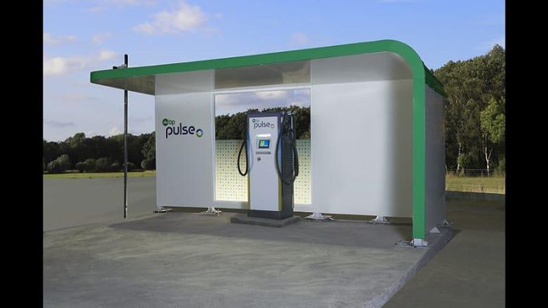 Jio bp launches its first Mobility Station in mumbai