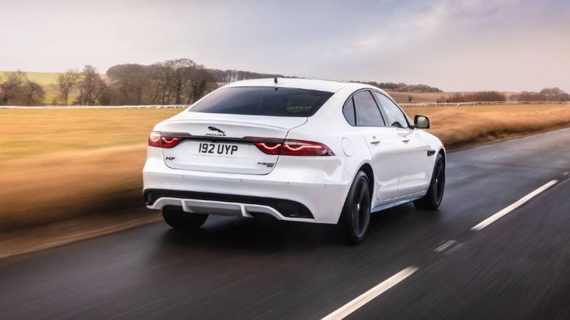2021 Jaguar XF: Facelift version of Jaguar XF luxury sedan launched in India know price and features