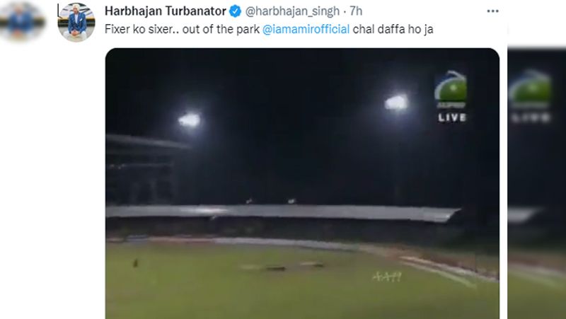 T20 World Cup 2021: Harbhajan Singh And Mohammad Amir Twitter battle, bhajji reminds him 'spot fixing' scandal
