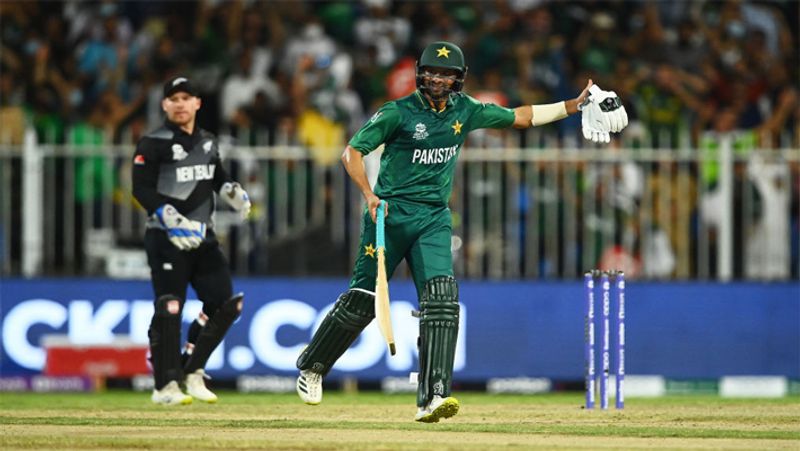 ICC T20 World Cup Martin Guptill Likely miss New Zealand encounter against Team India due to injury kvn