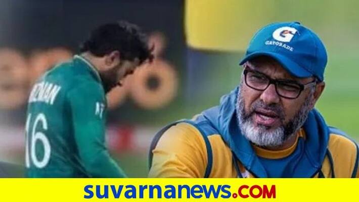 Waqar Younis apologies for Namaz in front of Hindus row via twitter Waqar Younis apologies for Namaz in front of Hindus row via twitter