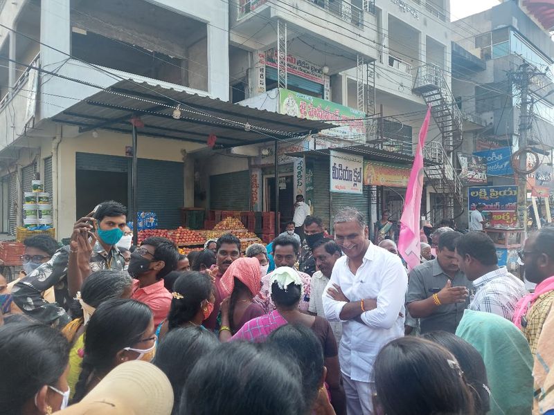 huzurabad bypoll: minister harish rao election campaign at bijigiri sharif