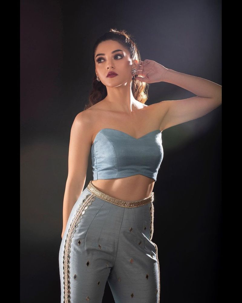 mehreen visual feast with hot show glam pics viral