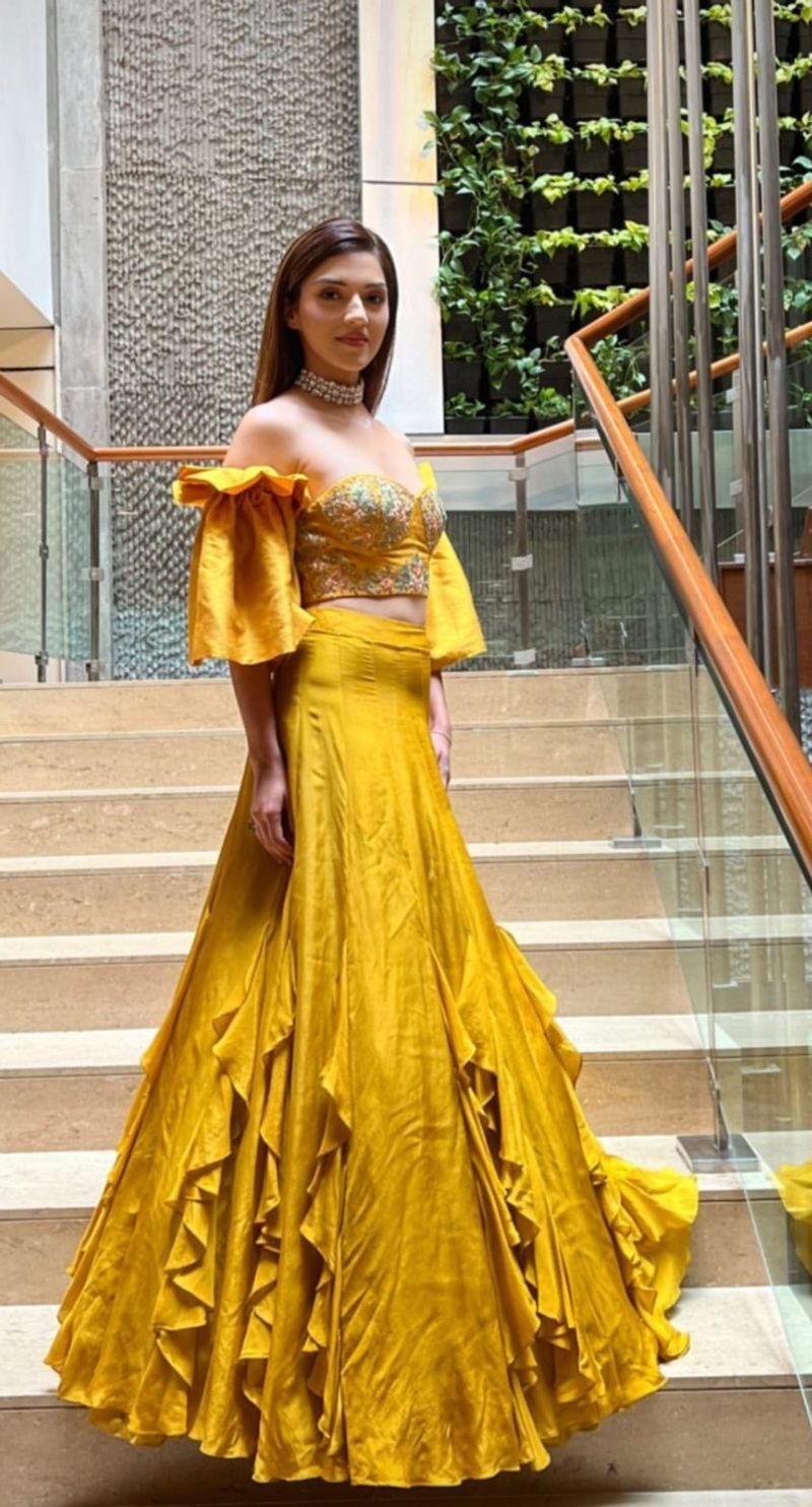 mehreen visual feast with hot show glam pics viral