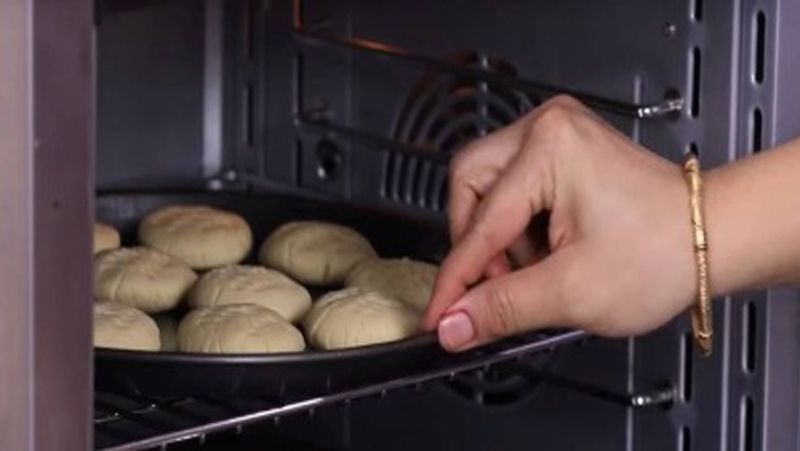 Recipe of Gulab Jamoon cooked by biscuits