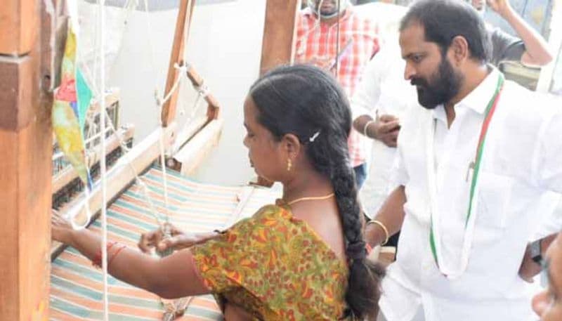 Telangana Minister V. Srinivas Goud Visits Handloom centre in Huzurabad