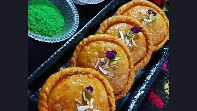 holi 2024 Holi special gujiya recipe ingredients holi kab hai Holi snacks recipes in hindi kxa 