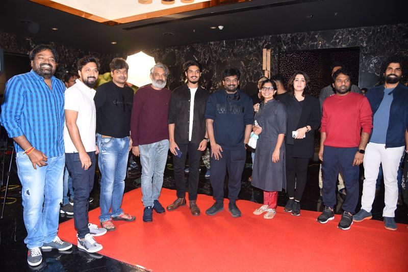 tollywood celabraties red carpet walk in romantic grand premiers