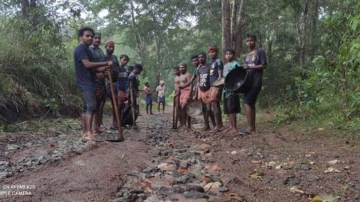 heavy rain damage roads in kottoor tribal area heavy rain damage roads in kottoor tribal area
