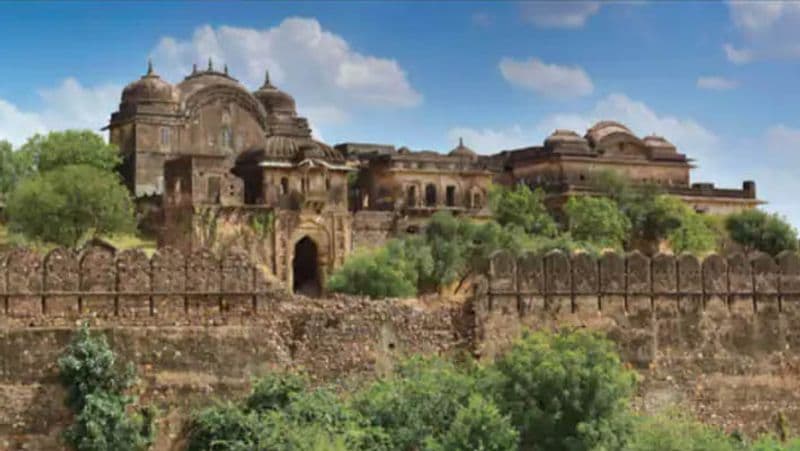 Vicky Kaushal and katrina kaif may get married rajasthan six senses fort barwara a suit can cost up to rs 5 lakh per night BRD