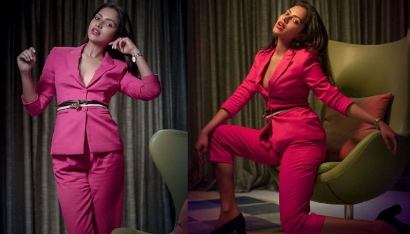 amala paul mind blowing hot show just killing her latest poses trending