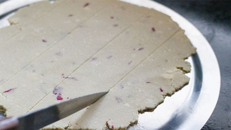 Diwali 2021: Try this super tasty kaju katli recipe on this festive season