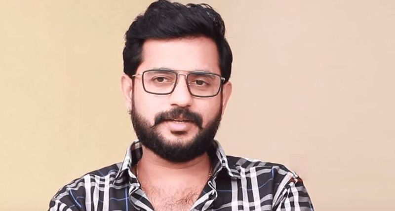 The father of the boyfriend give death threat serial actress jayasree Ex husband police complient