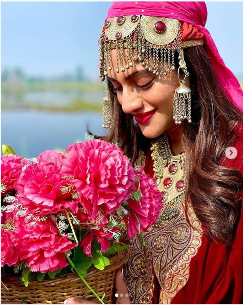 yash dasgupta shares photos of his two son with nusrat jahan for the first time in diwali BRD