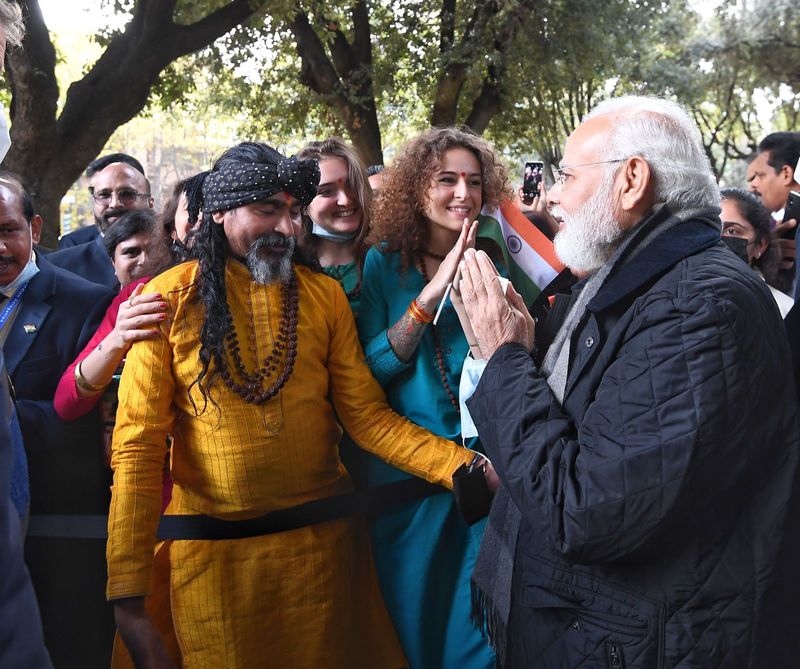 Modi arrives in Rome for G20 Summit Italy indian peoples greeted with the national flag