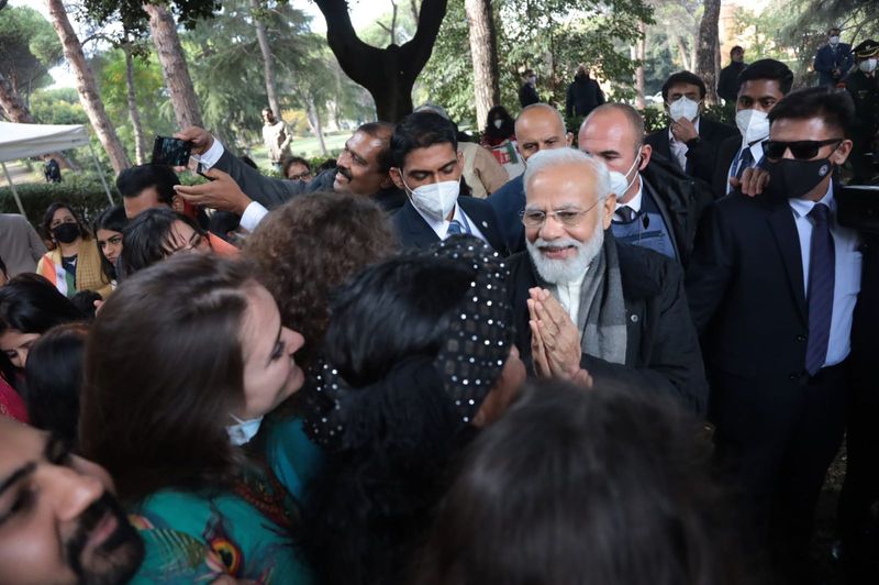 Modi arrives in Rome for G20 Summit Italy indian peoples greeted with the national flag