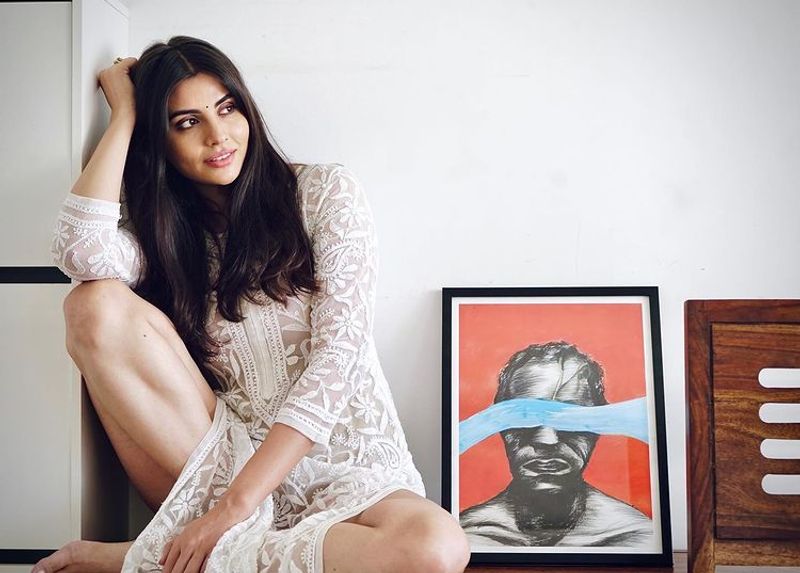 CSK cricketer Deepak Chahar sister Malti debut as heroine in Tamil film