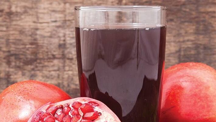 special juice of pomegranate which helps to increase blood count special juice of pomegranate which helps to increase blood count