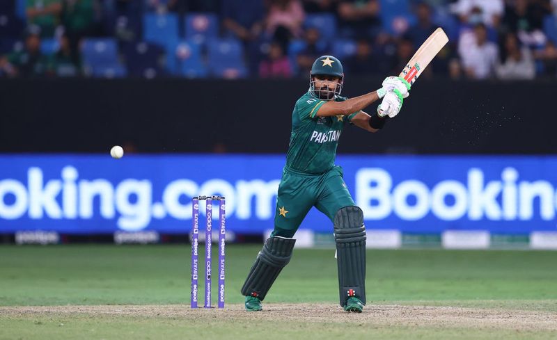 T20 World Cup Pakistan Skipper Babar Azam breaks Virat Kohli record to become fastest captain to 1000 T20I runs kvn