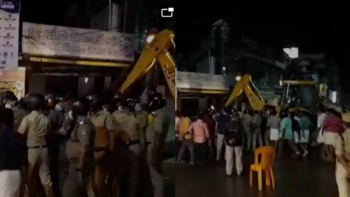 police demolished bjp office in vattiyoorkav police demolished bjp office in vattiyoorkav