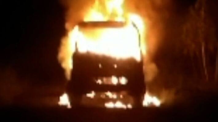 Murder attempt on auto driver at Kottayam vehicle burned accused in Police custody Murder attempt on auto driver at Kottayam vehicle burned accused in Police custody