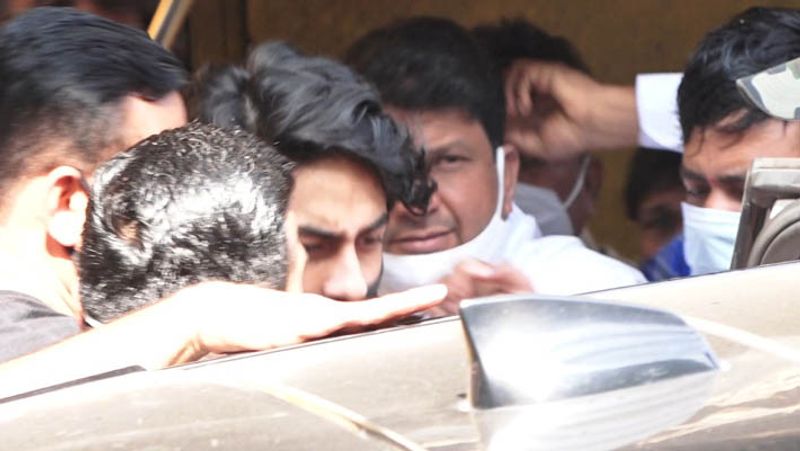 Aryan Khan released from jail, see shahrukh khan son latest photos after coming out of jail