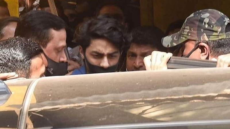 Aryan Khan released from jail, see shahrukh khan son latest photos after coming out of jail