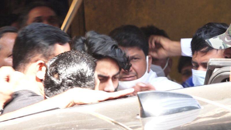 Bollywood Aryan Khan released from jail vcs