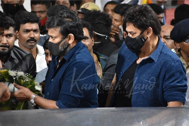 chiranjeevi venky srikanth ali arjun emotional pay homage to puneeth rajkumar