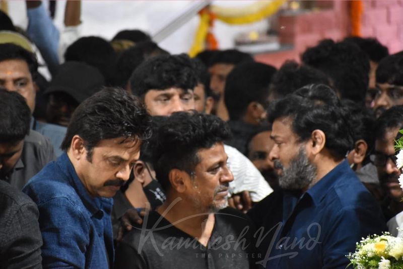 chiranjeevi venky srikanth ali arjun emotional pay homage to puneeth rajkumar