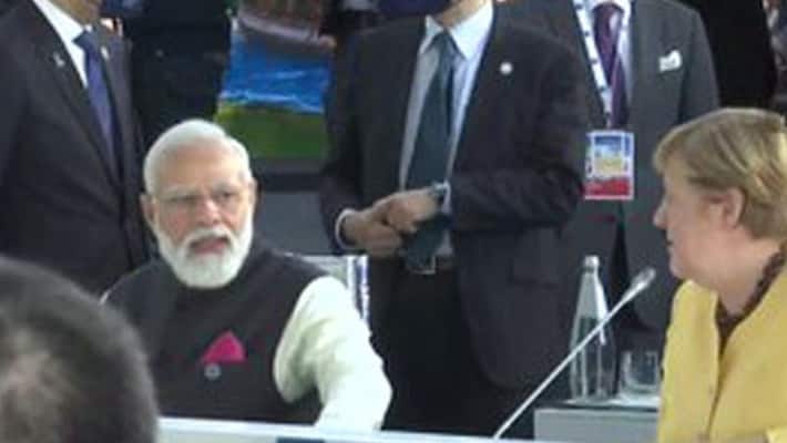 PM Modi at G20 summit along with other world leaders participate in first session on global economy and health PM Modi at G20 summit along with other world leaders participate in first session on global economy and health