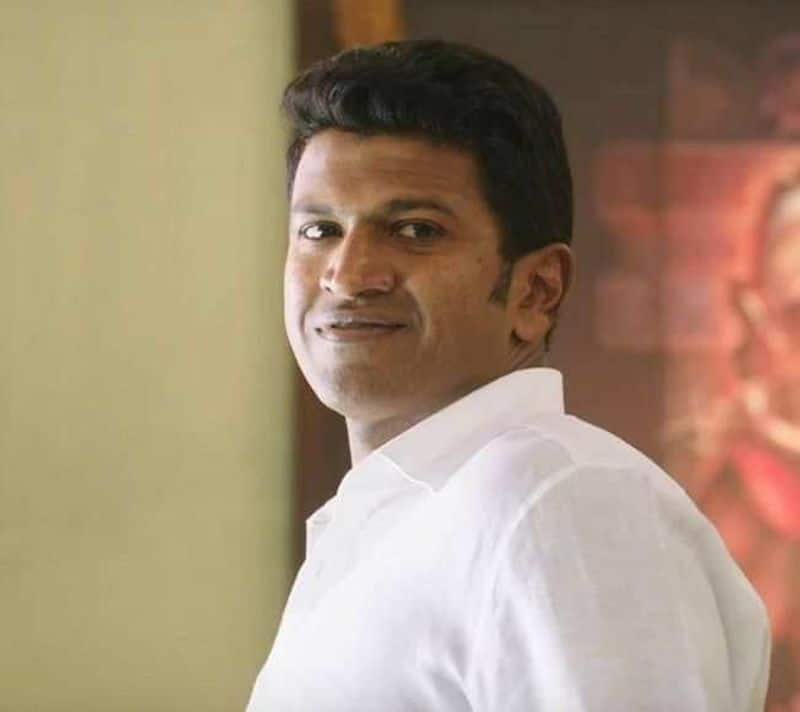 Actor Puneet Rajkumar is body buried... body buried with full state honour..!