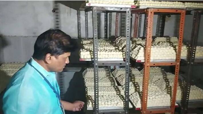 diwali 2021 food department team seized 8 quintals of sweets factory in indore diwali 2021 food department team seized 8 quintals of sweets factory in indore