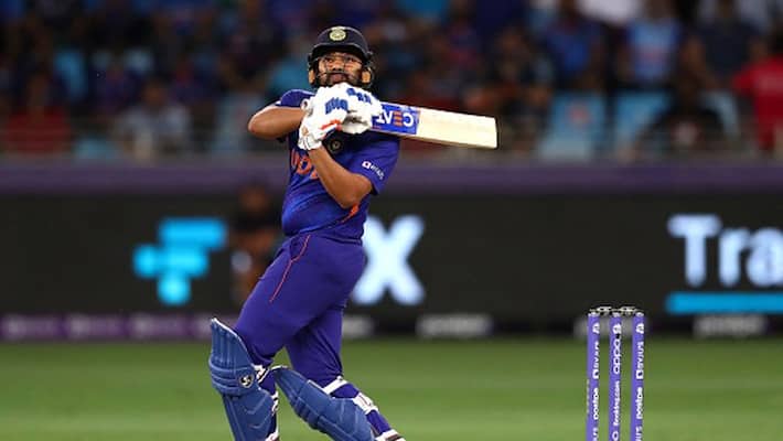 Last time also against New Zealand, Rohit Sharma had come out to bat at number three Last time also against New Zealand, Rohit Sharma had come out to bat at number three
