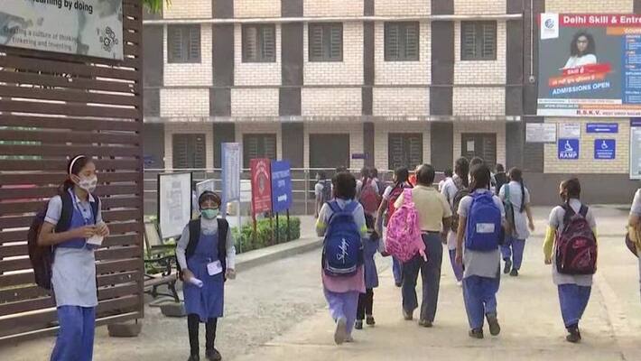 Delhi schools reopen for all classes with 50% capacity protocol will have to be followed Delhi schools reopen for all classes with 50% capacity protocol will have to be followed