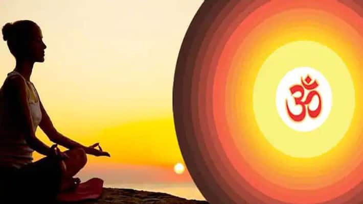 Mantras That You Must Chant For a Great Day Mantras That You Must Chant For a Great Day