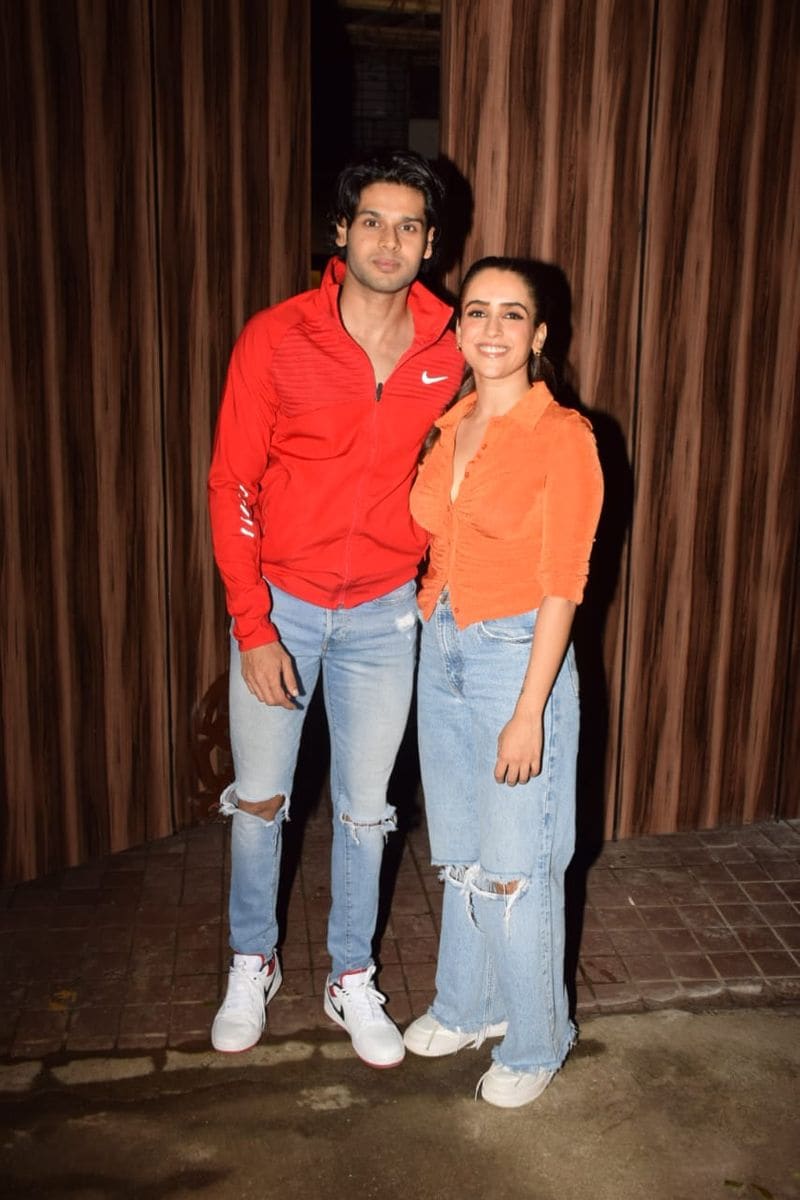 Photos From Sushmita Sen to Aditi Rao Hydari, Sanya Malhotra, here is what the celebs wore on their day out - DRB