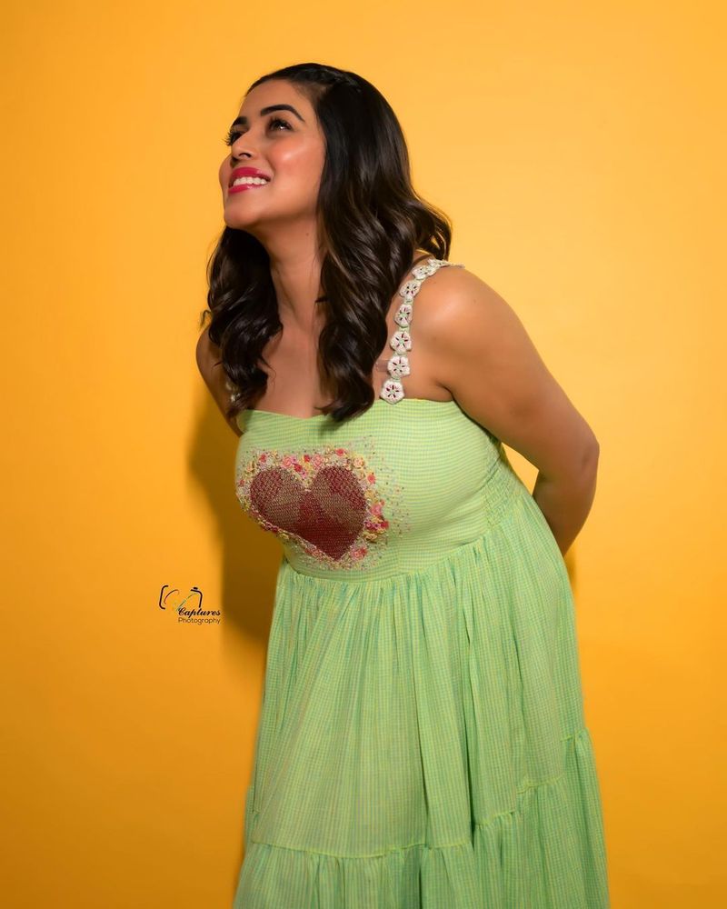 akhanda fame purna looks adorable in maroon color trendy wear