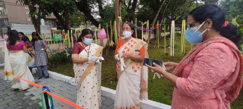 covid 19 Kerala school open at november first 2021