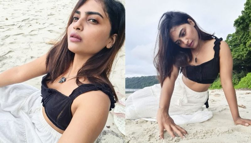 bigg boss harika hotness over load she beach vacation pics viral