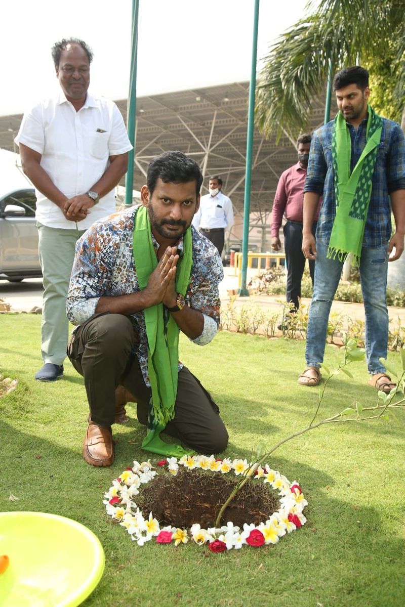 Vishal Named the plant as Puneeth Rajkumar in Green India Challenge