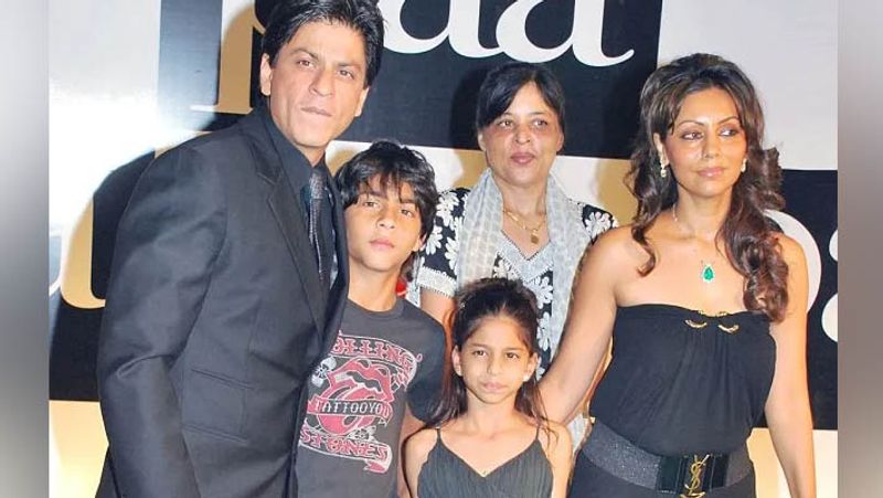 shahrukh khan birthday, his sister shehnaz lalarukh khan got disturbed after their fathers death
