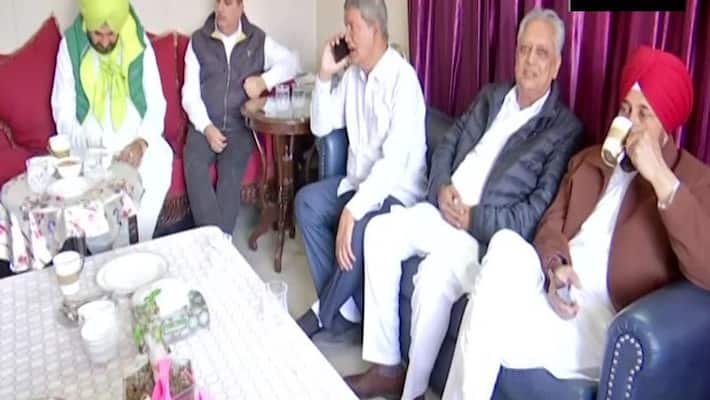 Punjab Politics, Navjot Singh Sidhu came for Kedarnath Darshan with Channi and Harish Rawat Punjab Politics, Navjot Singh Sidhu came for Kedarnath Darshan with Channi and Harish Rawat